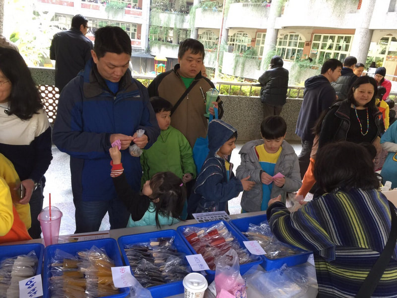 話拳寒天Q棒園遊會現場熱銷擺攤照片