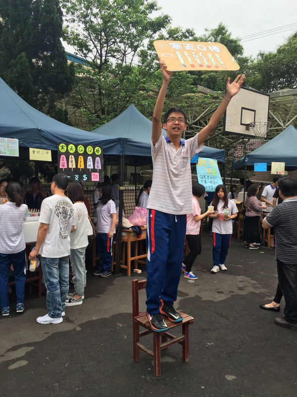 園遊會最吸引排隊人潮的攤位話拳寒天Q棒
